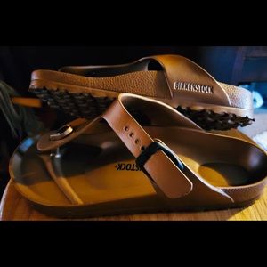 New Birkenstock Gizeh EVA Essentials RARE Copper